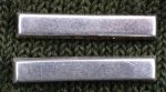 Stolpe m/39-60 silver, gradbeteckning för Underbefäl/Gruppbefäl I1, I4, K1, P1 och Trängtrupperna Från 2009 Menig 1-4 stolpe ett per anställningsår 24x4,5 mm