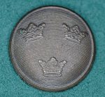 Knapp stor m/1865-1939 brons 21 mm med vikben införs på mössmärke (mössoval) m/39 Underofficer