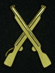 Truppslagstecken m/60 guld stort infanteriet övriga regementen
